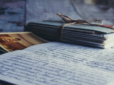 How Handwritten Notes Boost Freelance Networking Success and Client Retention