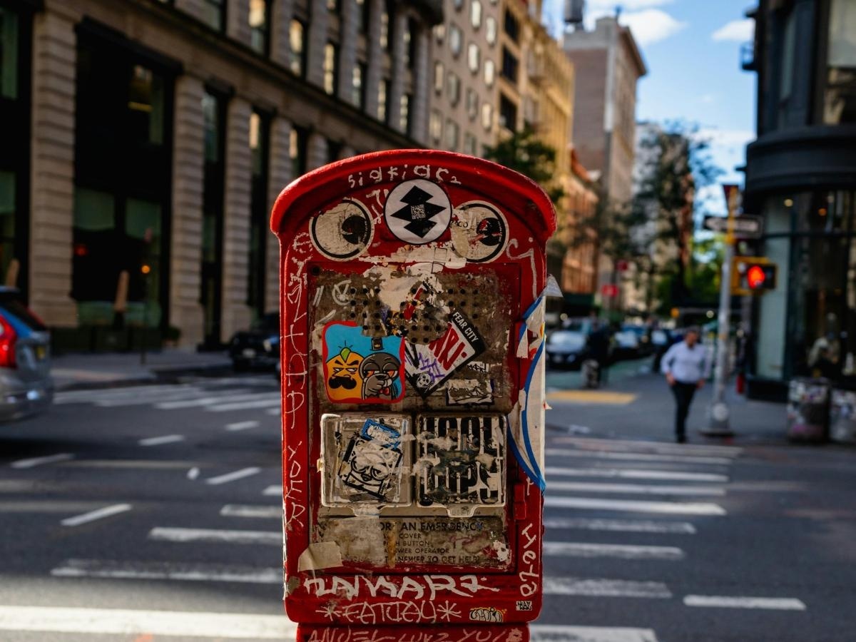 Mastering USPS Mail Tracking for E-commerce Sellers and Business Logistics